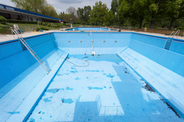 Best Sewage cleanup and water damage restoration  in Waterford, CA